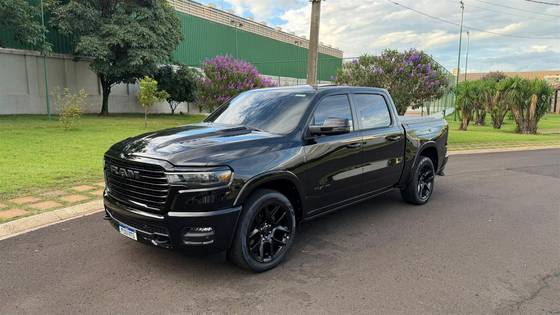 RAM 1500 3.0 HURRICANE 6 BITURBO GASOLINA LARAMIE NIGHT EDITION CD 4X4 AUTOMÁTICO